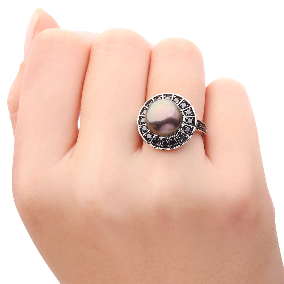 Anel em Prata 925 Perola Furta-Cor e Diamantes Negros Aprox. 95 pts