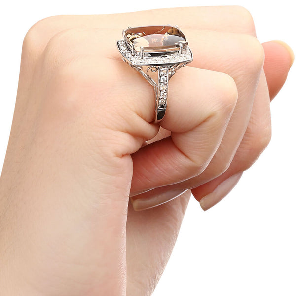 Anel em Ouro Branco 18k com Topazio Fume e Diamantes