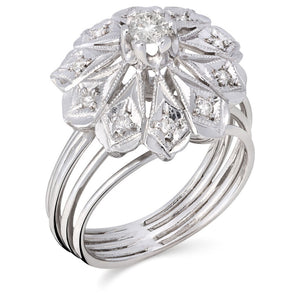 Anel em Ouro Branco 18K com  Diamantes