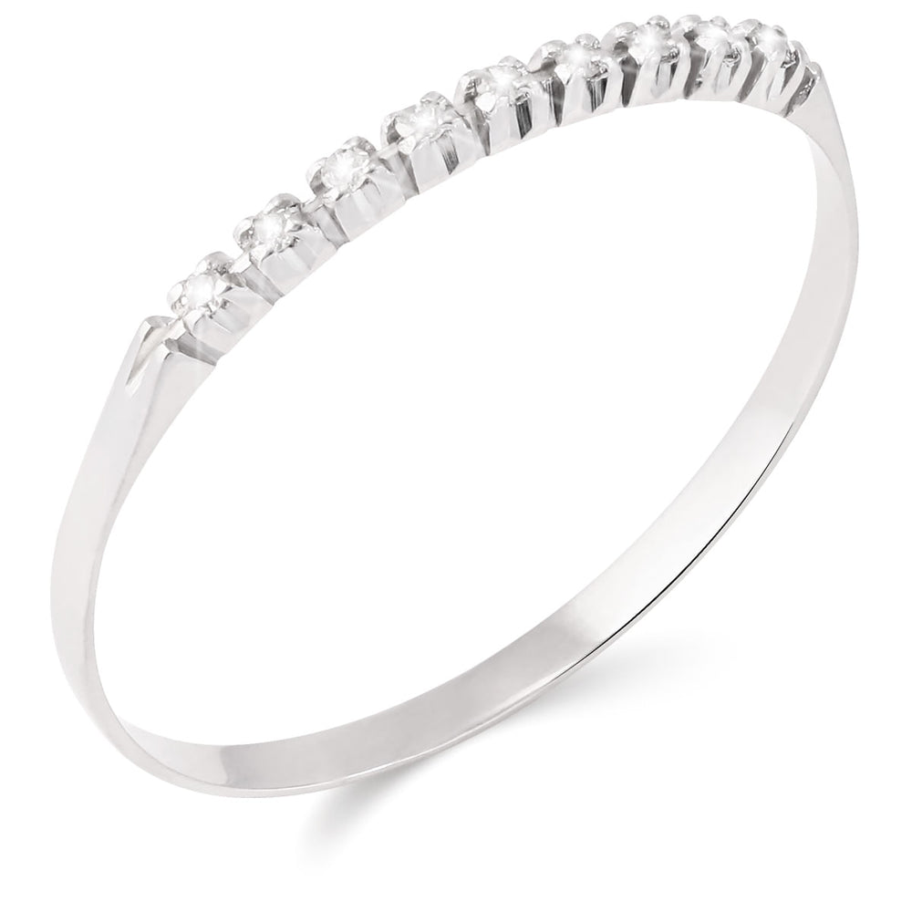 Meia Aliança  de Ouro Branco  com 9 Diamantes