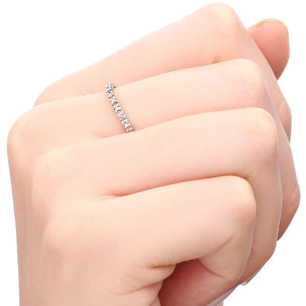 Meia Aliança Ouro Branco 18k com 9 Diamantes