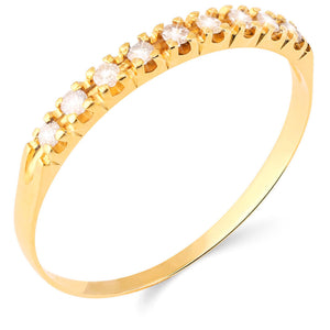 Meia Aliança em Ouro Amarelo 18k com Diamantes