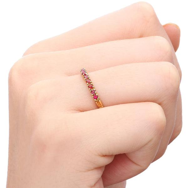 Meia Aliança com 11 Rubis - Ouro Amarelo 18K