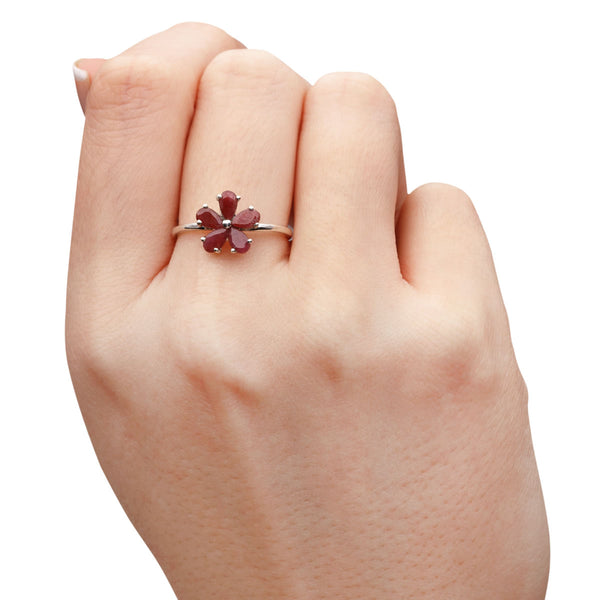 Anel em Prata 925 Flor com Rubis