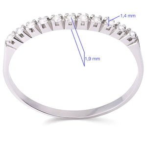 Meia Aliança em Ouro Branco 18 k com Diamantes