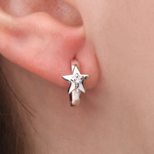 PAR DE BRINCO  ARGOLINHA ESTRELA COM SAFIRA - (13MM) PRATA
