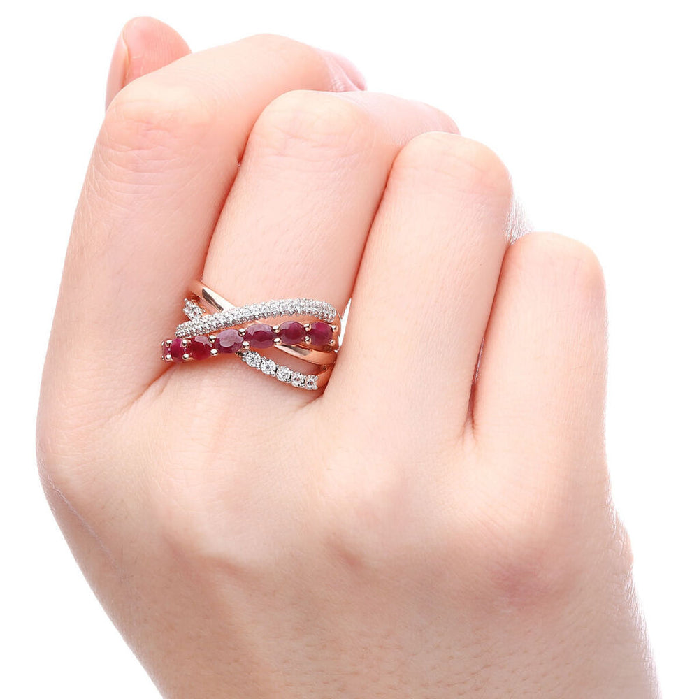 Anel em Prata 925 Trançado com Rubis e Zirconias Aprox. 1,75 cts Banho Ouro Rose