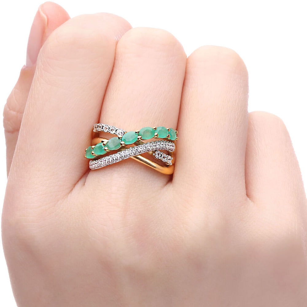 Anel em Prata 925 Trançado com Esmeraldas e Zircônias Aprox. 1,50 cts