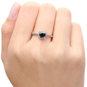 Anel em Prata Solitário Quadrado Com Diamante Negro e Brancos