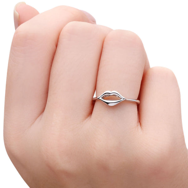 Anel em Ouro Branco 18k Boca