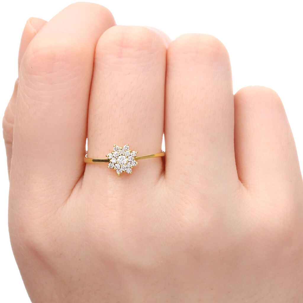 Anel em Ouro Amarelo 18k Chuveiro com Diamantes Aprox. 30 pts