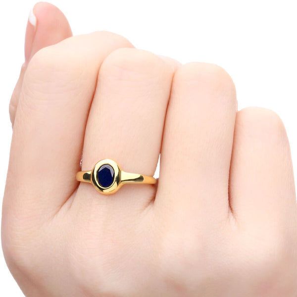 Anel em Ouro Amarelo 18k com Safira Azul