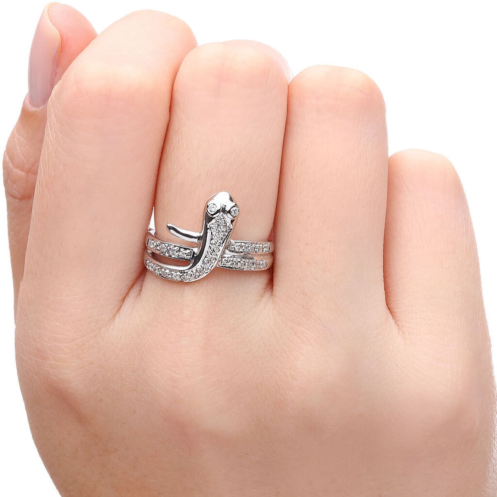 Anel de Ouro Branco Serpente com Diamantes
