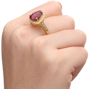 Anel em Ouro Amarelo de Rubi Gota com Diamantes