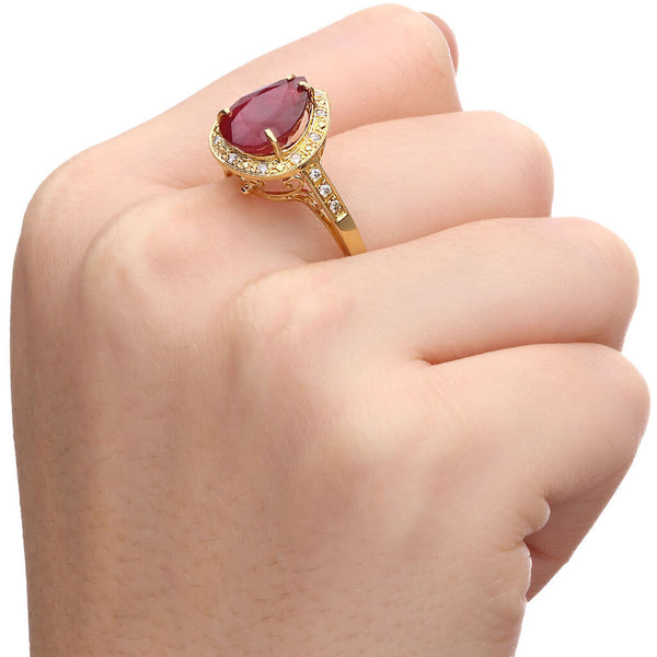 Anel em Ouro Amarelo de Rubi Gota com Diamantes