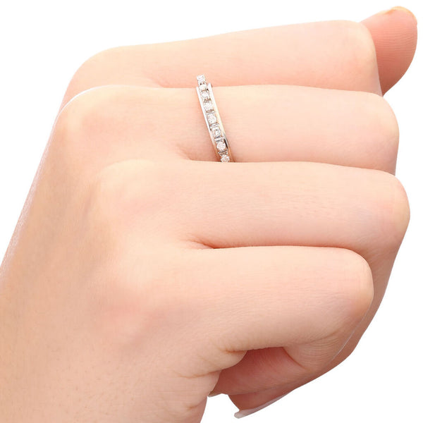 Aliança Inteira em Ouro Branco 18k de Diamantes