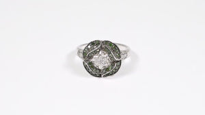 Anel em Prata 925 com Diamantes Verdes e Brancos 
