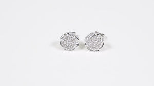 Par de Brinco em Ouro Branco 18k Florzinha com Diamantes