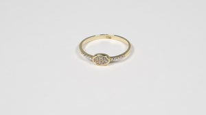 Anel em Ouro Amarelo 18k Oval com Zircônias