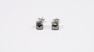 Par de Brinco em Prata 925 com Diamantes Negros