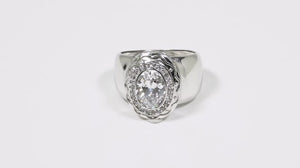 Anel de Prata Oval com Zircônias Aprox. 5,61 cts