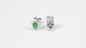 Par de Brinco em Ouro Branco 18k com Esmeraldas e Diamantes