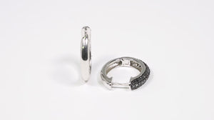 Argola em Prata 925 com Diamantes Negros